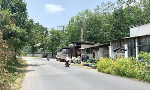 Bán Gấp, 135m2 Giá thương lượng nhẹ 450TR Bao ra sổ , sổ riêng công chứng liền