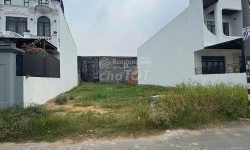 CHÍNH CHỦ KẸT VỐN BÁN NGAY LÔ ĐẤT MT ĐƯỜNG 177M2 PHƯỚC THẠNH, SHR 870TR