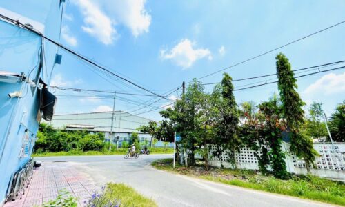 LÔ GÓC 2 MT Đường 14 Tân Thông Hội 150m2 Full Thổ, Sổ Riêng Chủ Kêu 560 Triệu Bao Phí