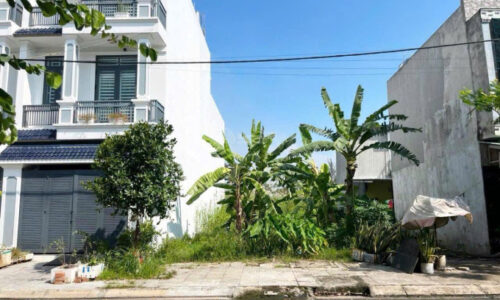 Cần bán gấp lô đất ngay Thị Trấn Củ Chi 180m2,SHR, 550 TRIỆU