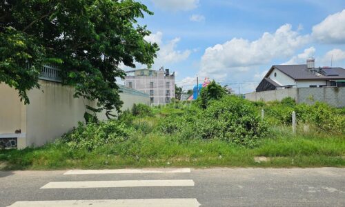 CẦN BÁN GẤP LÔ ĐẤT 200M2, 10M MT Đ.HUỲNH VĂN CỌ, TT.CỦ CHI 600 TRIỆU