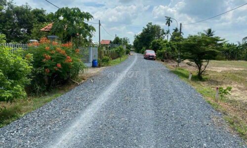 Đất Đ.Ba Sa cách QL 22 khoảng 500m, 125m2 , Giá 650tr , sổ hồng riêng