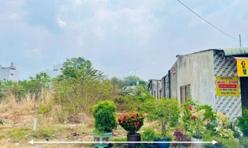 CHỊ HỒNG BUÔN BÁN THUA LỖ, GỬI BÁN LÔ ĐẤT SIÊU ĐẸP 198M2 GIÁ CHỈ 720TR