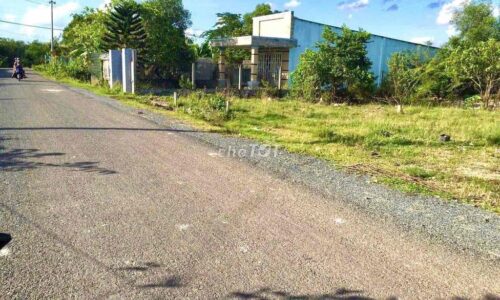 Đất Phước Hiệp Củ Chi 180m2 full thổ giá 570tr giá full mặt tiền nhựa