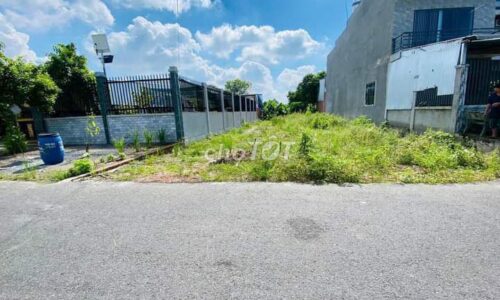 Ngộp Ngân Hàng Cần Bán Nhanh Miếng Đất 180m2 ngay TT Củ Chi -GIÁ 390TR