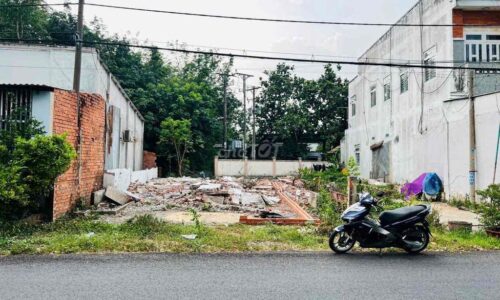 Bán gấp 147m2 đất thổ đường NHỰA 20m, Phước Vĩnh An Củ Chi, GIÁ 550TR